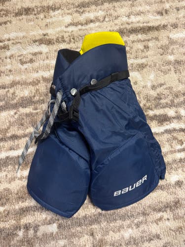 Youth Medium Bauer Supreme S170 Hockey Pants (Used)