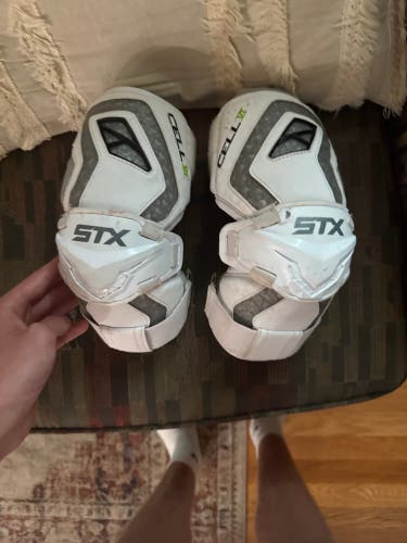 Large Youth STX Cell VI Arm Pads (Used)