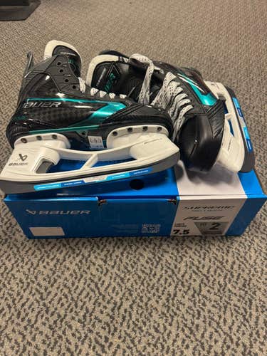 Bauer Supreme Fuse Hockey Skates 7.5 (New) Fit 2