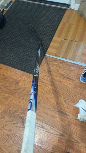 Senior Bauer Vapor Flylite Left Hand Hockey Stick P92 87 Flex (Used)