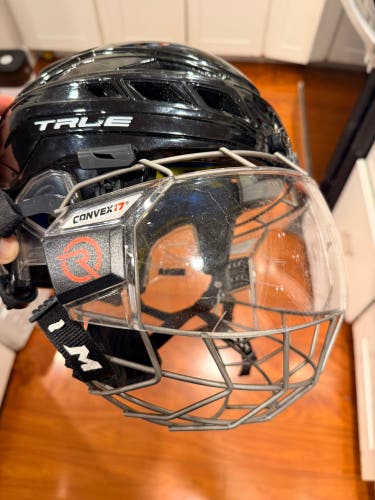 Small True Dynamic 9 Helmet (Used)