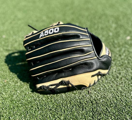Wilson RH A500 Infield Baseball Glove 11.5" (Used)
