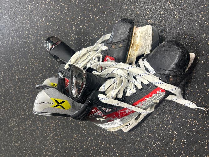 Used Bauer VAPOR HYPERLITE Senior Hockey Skate Senior 12 11337-S000496077