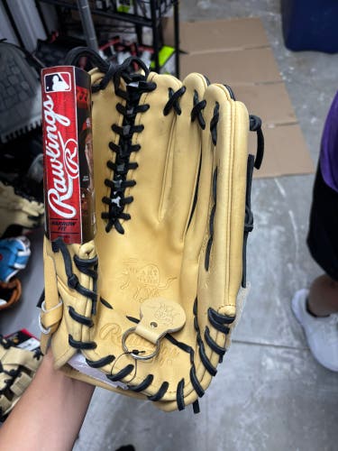 Rawlings Heart of the Hide RH Baseball Glove (New)