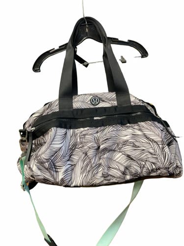 Lululemon Gym Bag White/Black Feather Print