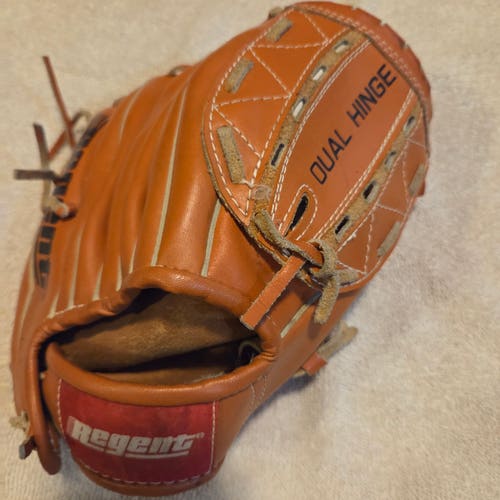 Regent All-Star RH Youth Baseball Glove 11" Dual Hinge W/ Leather Palm