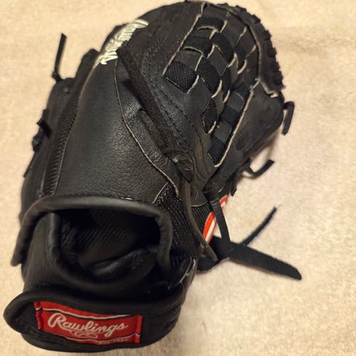 Rawlings RH Playmaker Series Youth Baseball Glove 11" W/ Leather Pocket