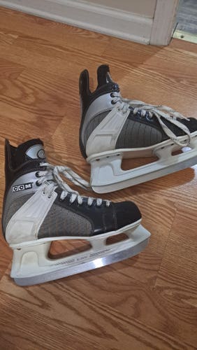 CCM Ccm tacks classic Hockey Skates Regular Width 8 (Used)