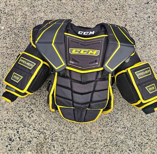 CCM Premier R1.9 Goalie Chest Protector (INT Medium)
