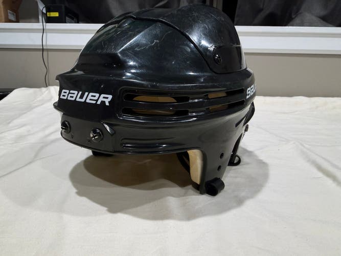 Large Bauer 4500 Helmet (Used)