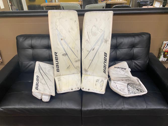33" Small Bauer Hyperlite 2 Regular Goalie Full Set (Used)
