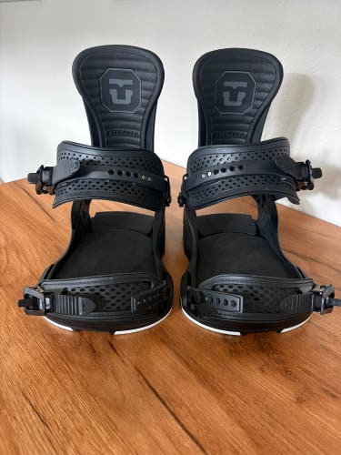 Men's Union Force Snowboard Bindings Size Large (Used)