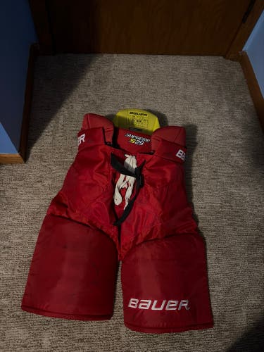 Senior Medium Bauer Supreme S29 Hockey Pants (Used)