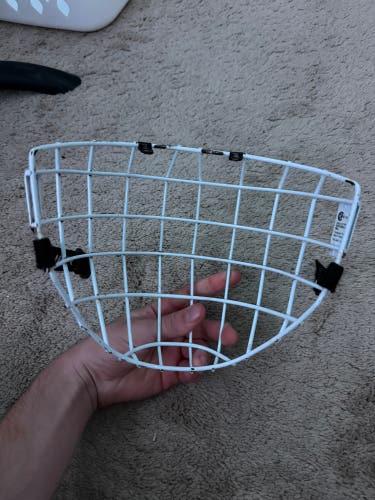 Small Bauer Profile II Facemask Full Cage (Used)