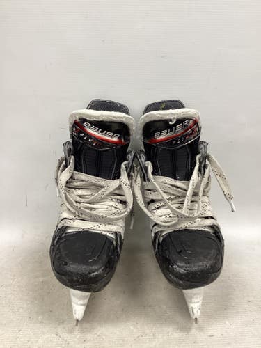 Used Bauer FLY 40X Junior Hockey Skate Junior 02 11851-S000051423