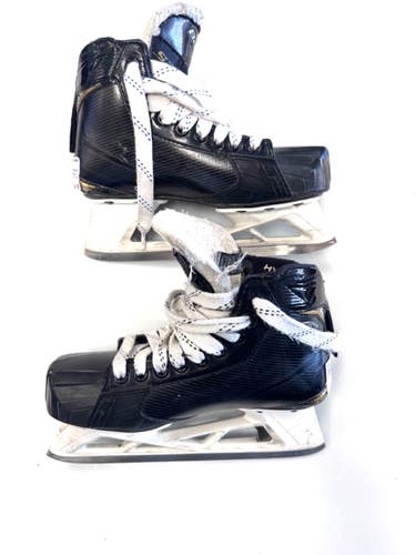 Used Bauer SUPREME S29 Intermediate Goalie Skate Intermediate 5.0 11860-S000315030