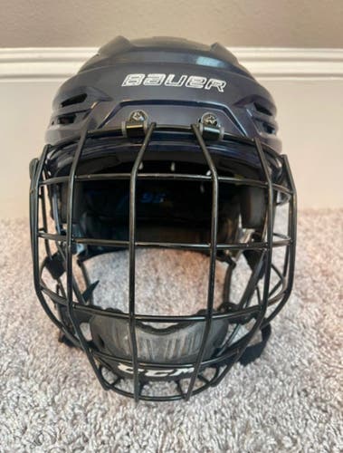 Bauer Re-Akt 95 Helmet Size Medium (Used)