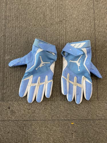 Used JORDAN UNC FOOTBALL GLOVES FB Gloves Carolina Blue 4X 11614-S000243575