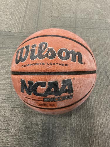 Used Wilson NCAA ENCORE Basketball Womens Indoor Brown 28 1/2" 11614-S000243571