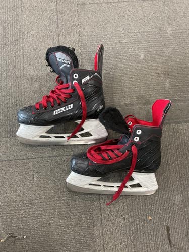 Used Bauer NS Junior Hockey Skate Junior 04.5 11614-S000243558