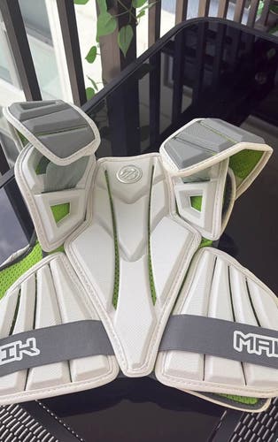 Medium Adult Maverik MAX EKG Shoulder Pads (New)
