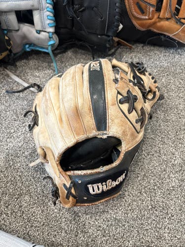 Wilson A2K 1786