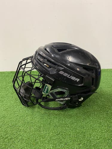 Medium Bauer Re-Akt 150 Helmet (Used)