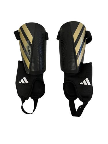 Used Adidas Junior LG Soccer Shin Guards 11692-S000156881