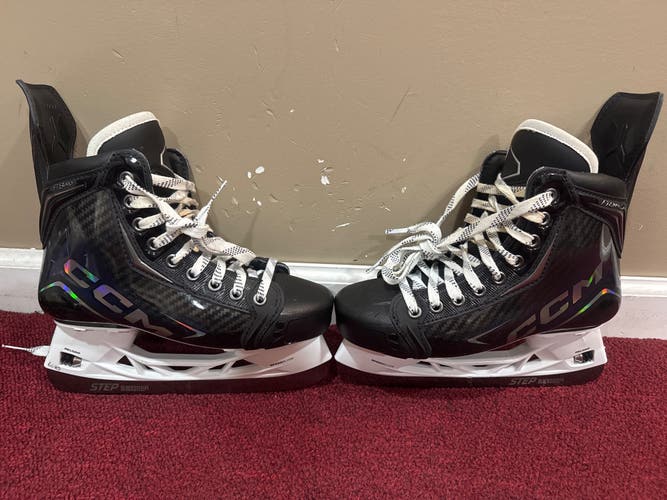 2025 CCM JetSpeed FT8 Pro Hockey Skates Pro Stock Size 4 Item#MC48