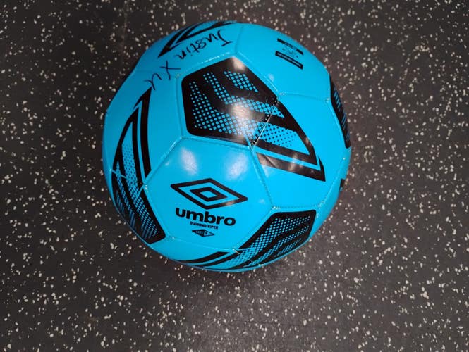 Used Umbro SOCCER BALL All Size Soccer Ball Royal Blue 5 11849-S000043782