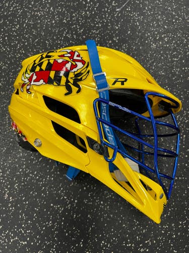 Used Cascade R Lacrosse Helmet Yellow One Size 11849-S000043752