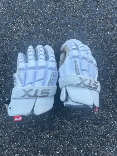 STX Surgeon RZR Lacrosse Gloves (Used)