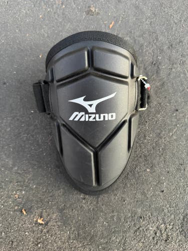 Mizuno Aerolite Batter’s Elbow Guard Black Baseball Adult One Size