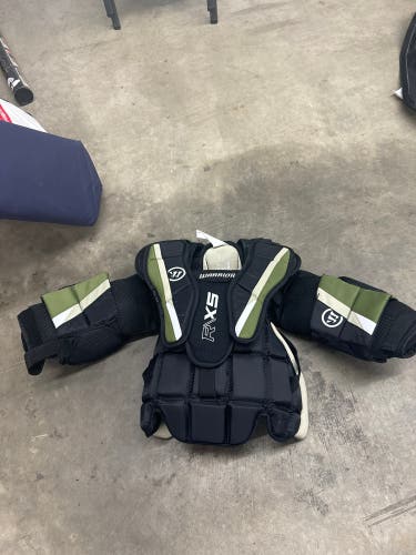 Small / Medium Warrior Ritual X5 Goalie Chest Protector (Used)