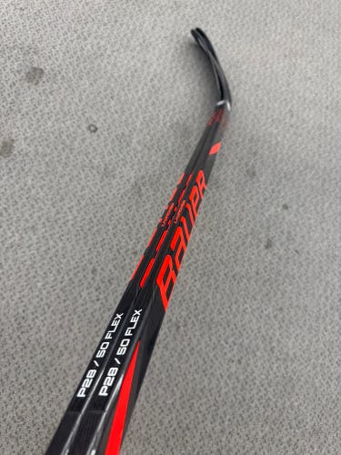 2-Pack Junior Bauer Nexus Launch Right Handed Hockey Stick P28 50 Flex (New)