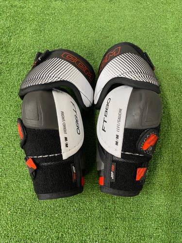Senior Medium CCM Elbow Pads (Used)
