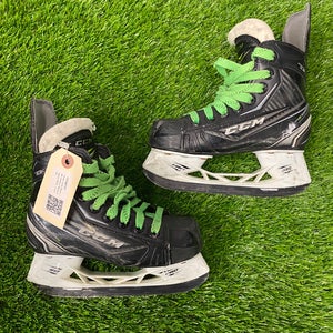 Youth CCM Ribcor 70K Hockey Skates Regular Width 12 (Used)