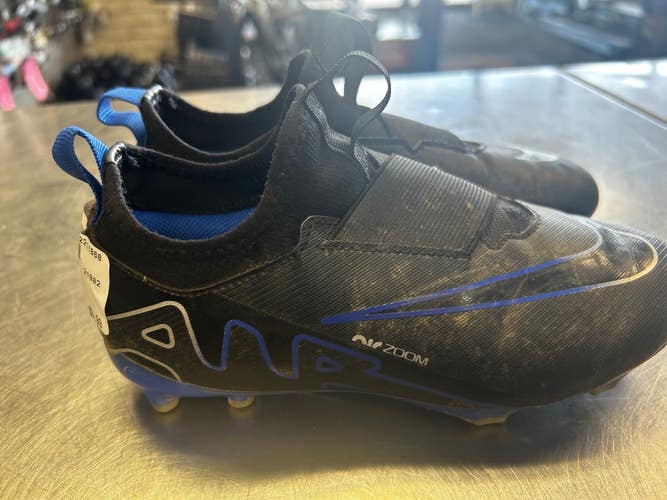 Used Nike Soccer Cleats Black Youth 06.0 11868-S000071592