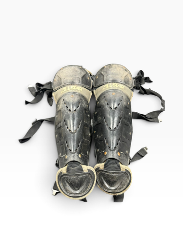 Used All-Star LGADV912 Catchers Leg Guards Black Youth 11375-S000381809