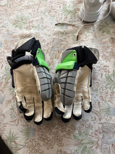STX Surgeon Lacrosse Gloves (Used)