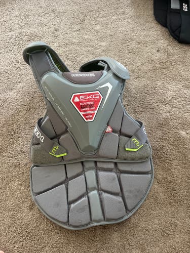 Small/Medium goalie chest protector