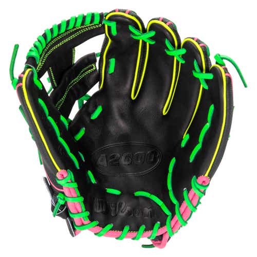 Used Wilson WBW1045961175 Right Hand Thrower - Excellent Condition