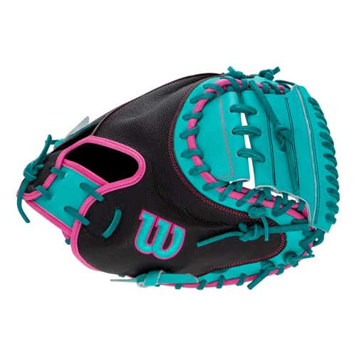 Used Wilson WBW10227433 Right Hand Thrower - Excellent Condition