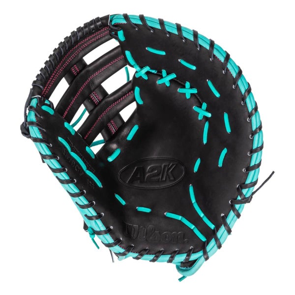 Used Wilson WBW102751125 Right Hand Thrower - New Condition
