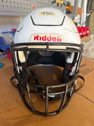 USED RIDDELL FLEX ADULT HELMET - MEDIUM - WHITE METALLIC - REJECT