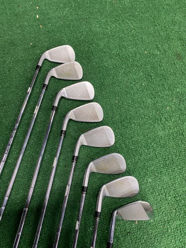 Men's TaylorMade Rocketbladez Iron Set Right Handed Stiff Flex (Used)