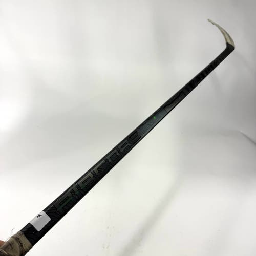 Used Right CCM Ribcor Trigger 6 Pro | 70 Flex P88 Curve Grip | A192