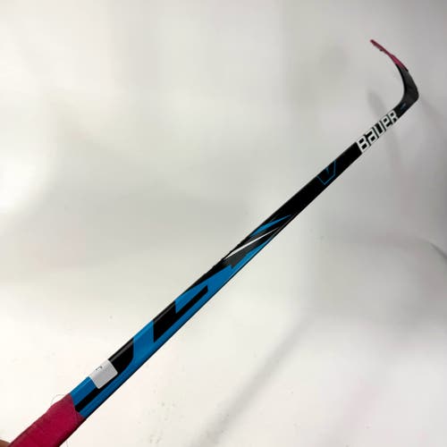Used Right Bauer Volt | 77 Flex P92 Curve Grip | J558
