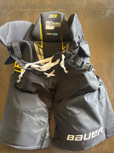 Intermediate Large Bauer Supreme 3S Pro Hockey Pants (Used)