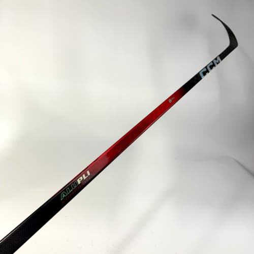 Used Once Red CCM Jetspeed FT8 Pro | 90 Flex P92 Curve Grip | AB572
